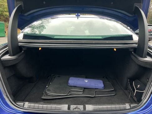 Used 2018 Maserati Ghibli GranSport image 31