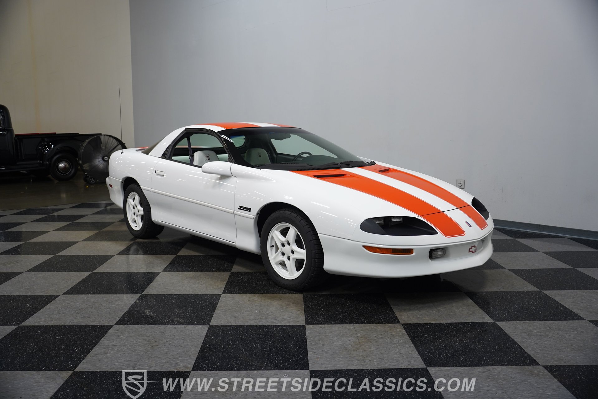 Used 1997 Chevrolet Camaro Z28 w/ Preferred Equipment Group 2 RWD image 17