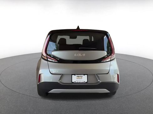 Used 2025 Kia Soul LX w/ LX Technology Package FWD image 12