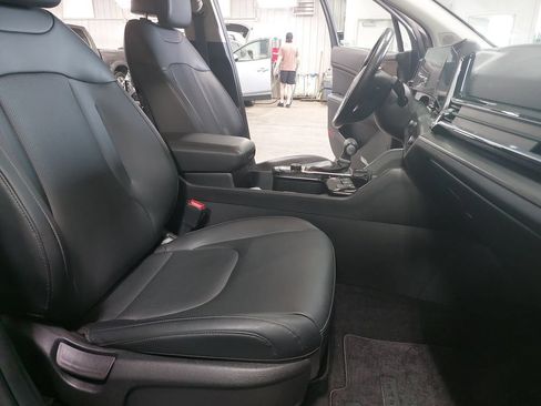 Used 2023 Kia Sportage EX AWD/4WD image 10