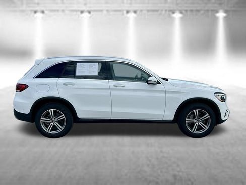 Used 2022 Mercedes-Benz GLC 300 image 4