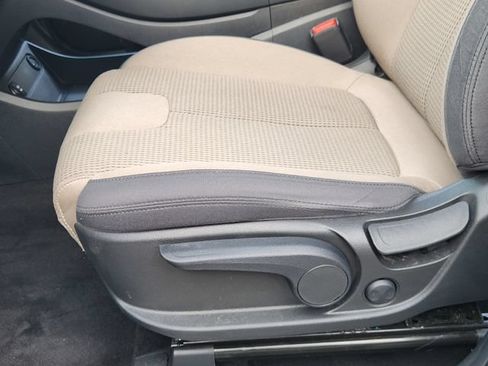 Certified 2023 Hyundai Santa Fe SE FWD image 17