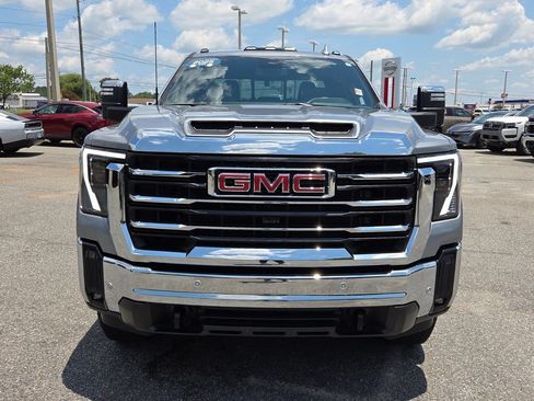Certified 2025 GMC Sierra 2500 SLT w/ SLT Premium Package AWD/4WD image 17