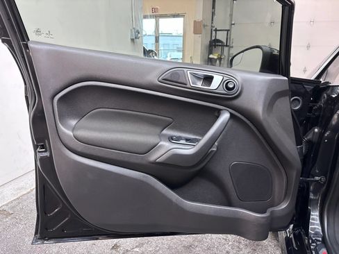 Used 2015 Ford Fiesta ST FWD image 22