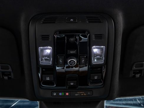 Used 2025 Cadillac Escalade Sport Platinum image 26