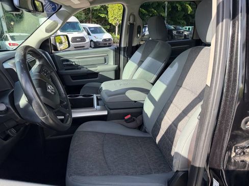 Used 2015 RAM 1500 Lone Star RWD image 10