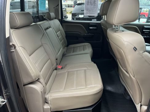 Used 2015 GMC Sierra 2500 Denali w/ Duramax Plus Package image 15