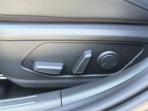 New 2026 Hyundai Elantra Limited FWD image 13