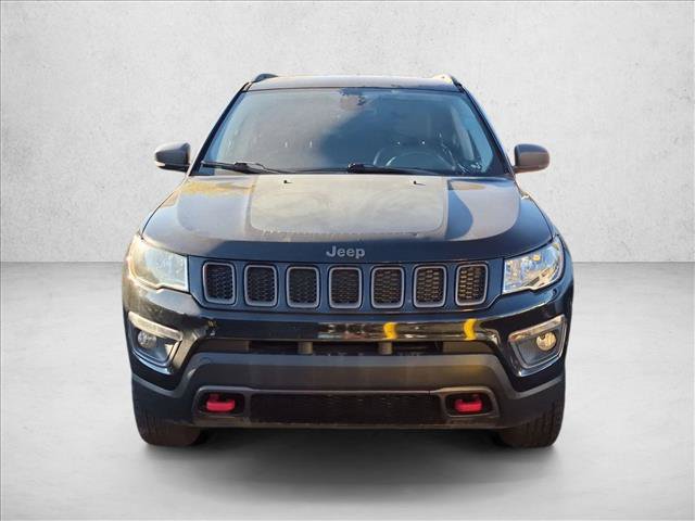 Used 2018 Jeep Compass Trailhawk w/ Navigation Group AWD/4WD image 2