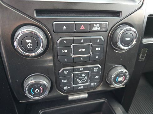 Used 2013 Ford F150 FX4 w/ Luxury Equipment Group image 35
