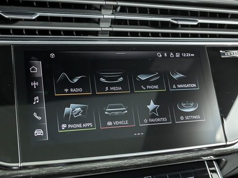Used 2022 Audi Q7 2.0T Premium Plus AWD/4WD image 28