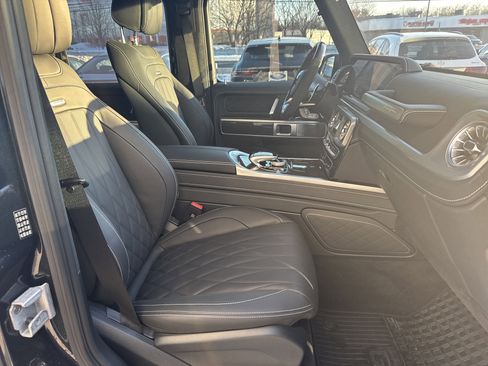 Used 2024 Mercedes-Benz G 63 AMG 4MATIC image 2