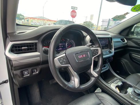 Used 2020 GMC Acadia SLT FWD image 13