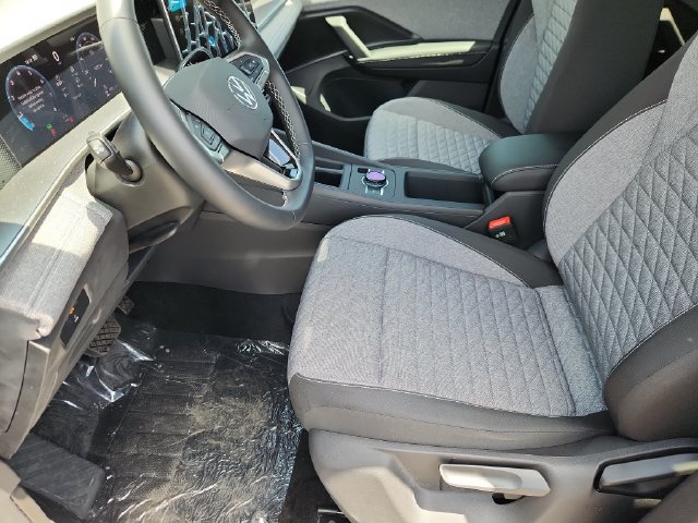 New 2026 Volkswagen Tiguan S AWD/4WD image 7