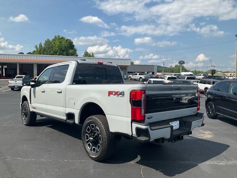 New 2026 Ford F250 Platinum AWD/4WD image 7