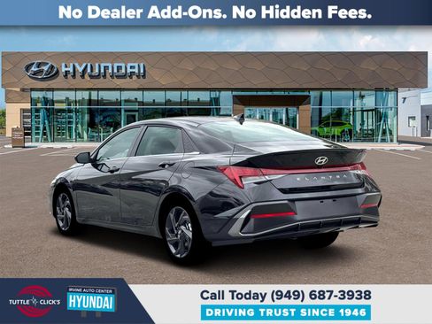New 2026 Hyundai Elantra SEL Sport FWD image 5