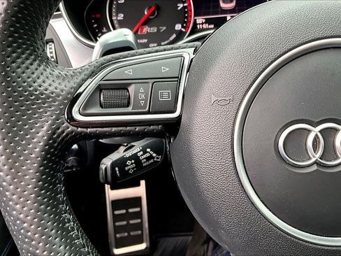 Used 2018 Audi RS 7 Performance w/ Driver Assistance Package image 23