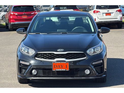 Used 2021 Kia Forte LXS image 11