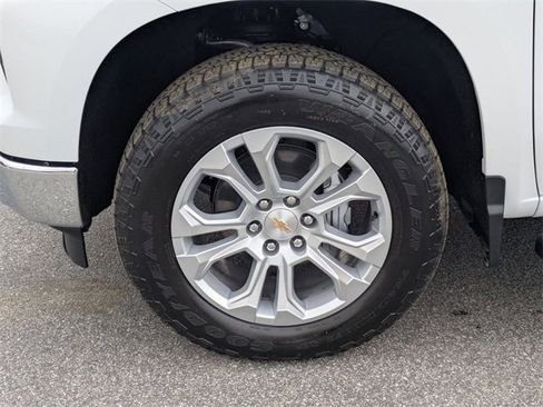 New 2026 Chevrolet Silverado 1500 LTZ w/ LTZ Premium Package image 8