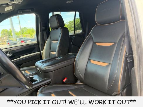 Used 2023 GMC Yukon AT4 w/ Technology Package AWD/4WD image 11