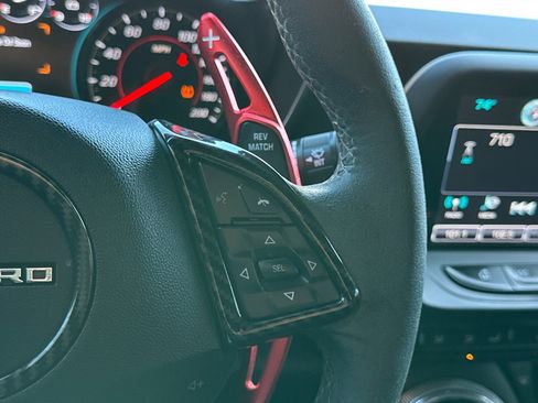 Used 2018 Chevrolet Camaro SS image 37