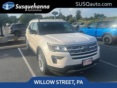Used 2018 Ford Explorer XLT w/ Equipment Group 202A AWD/4WD image 1