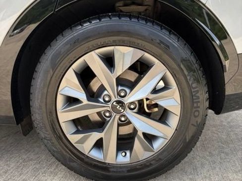 Used 2023 Kia Sportage SX FWD image 11