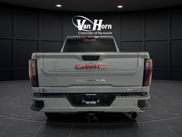 Used 2025 GMC Sierra 3500 AT4 w/ AT4 Premium Plus Package AWD/4WD image 6