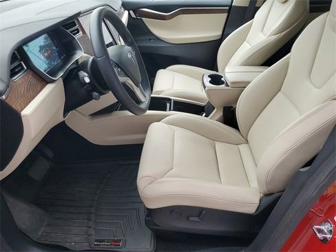 Used 2018 Tesla Model X 100D image 30