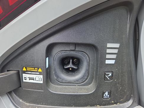 New 2025 Kia EV6 GT-Line RWD image 42