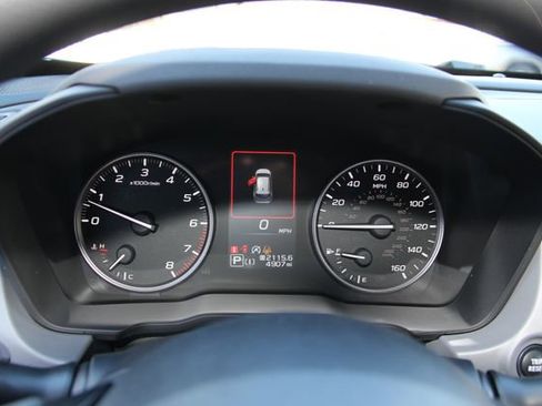 Certified 2025 Subaru Crosstrek 2.0i Premium image 23