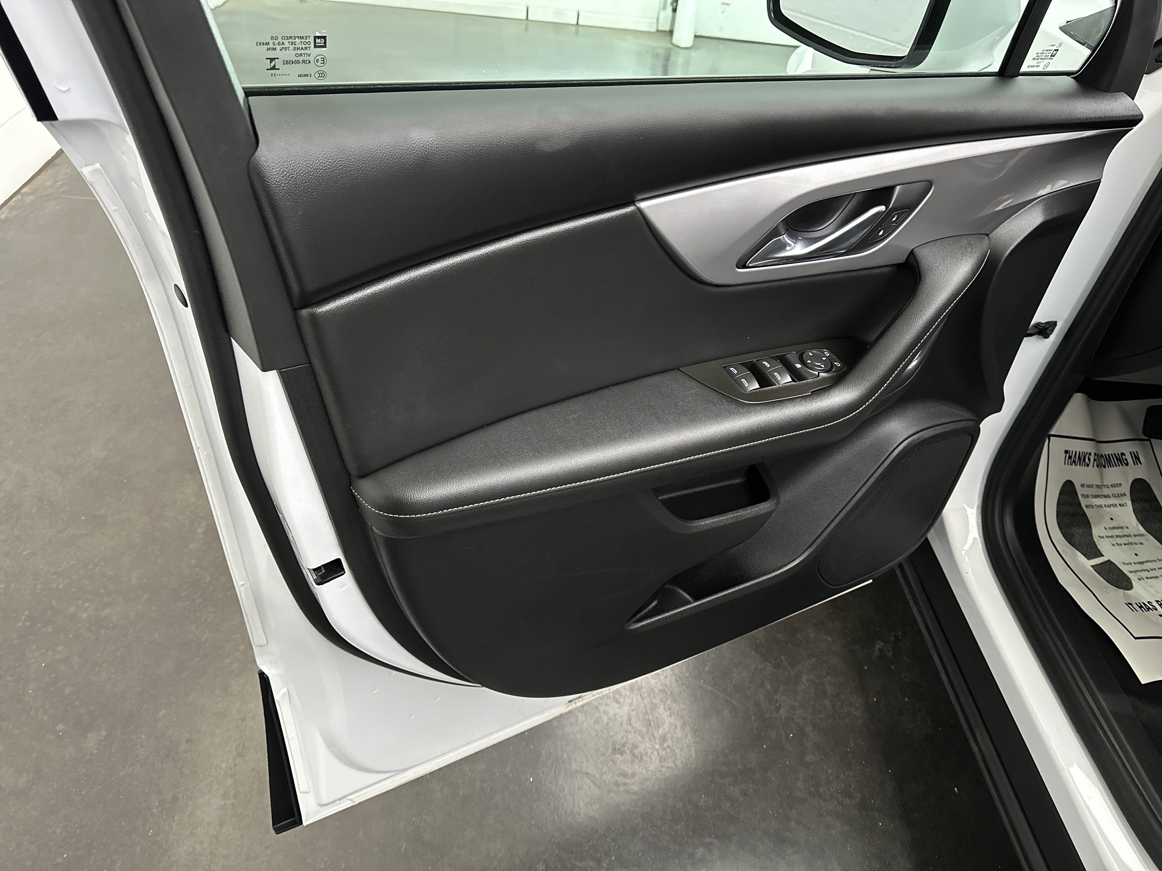 Used 2025 Chevrolet Blazer LT AWD/4WD image 15