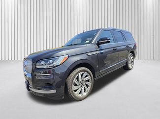 Used 2023 Lincoln Navigator Reserve AWD/4WD video 1