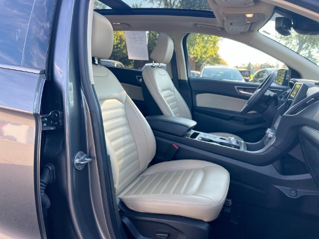 Used 2022 Ford Edge SEL w/ Convenience Package AWD/4WD image 32