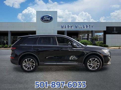 Used 2022 Lincoln Corsair AWD w/ Equipment Group 101A image 6