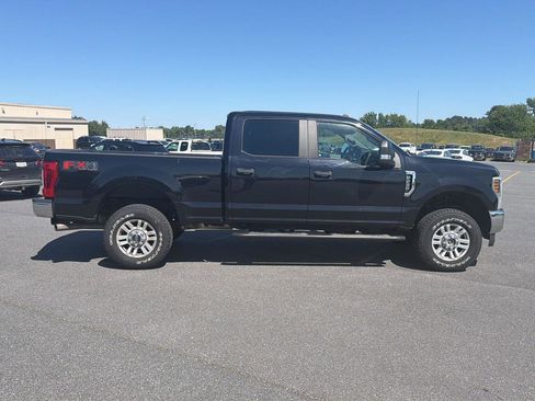 Used 2019 Ford F250 XL w/ STX Appearance Package AWD/4WD image 6