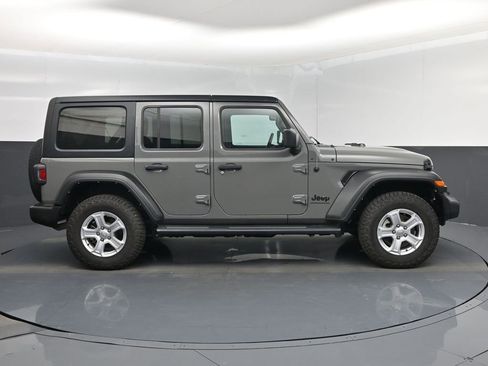 Used 2023 Jeep Wrangler Sport S image 2