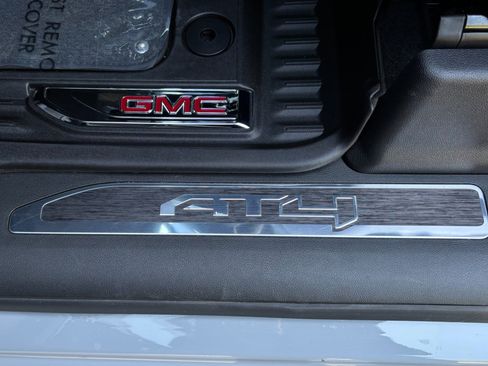 Used 2024 GMC Sierra 2500 AT4 w/ AT4 Premium Plus Package AWD/4WD image 47
