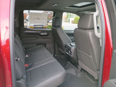 New 2026 Chevrolet Silverado 1500 LTZ w/ LTZ Premium Package image 17