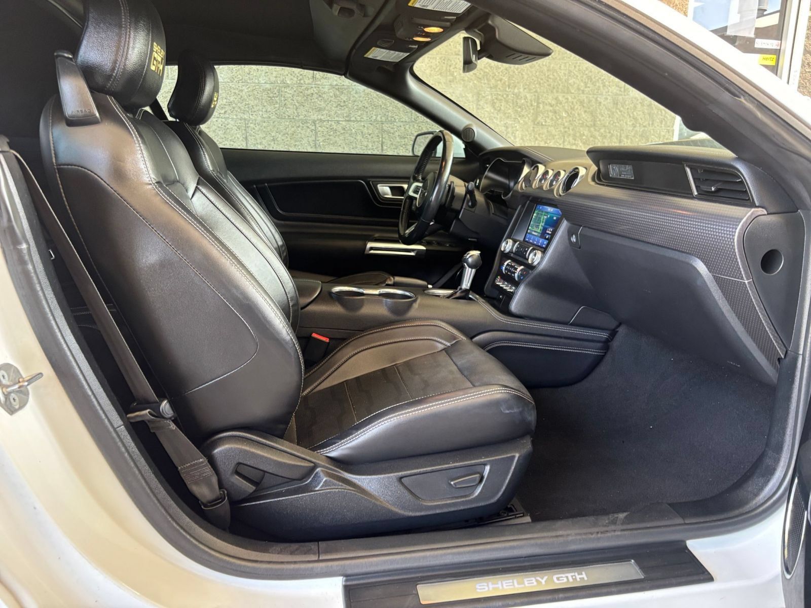 Used 2022 Ford Mustang GT Premium w/ GT Performance Package RWD image 35