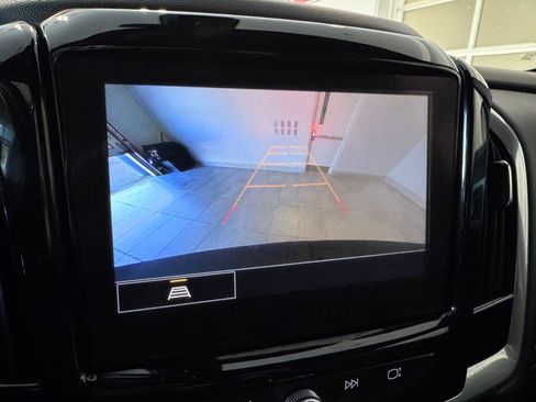 Certified 2022 Chevrolet Traverse LT image 19