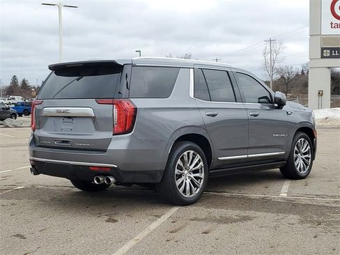 Used 2021 GMC Yukon Denali w/ Denali Ultimate Package image 3