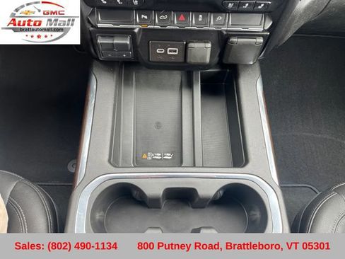 Used 2023 GMC Sierra 2500 SLT w/ SLT Preferred Package AWD/4WD image 20