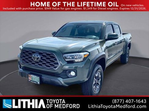 Certified 2021 Toyota Tacoma TRD Off-Road w/ TRD Premium Off Road Package AWD/4WD image 1