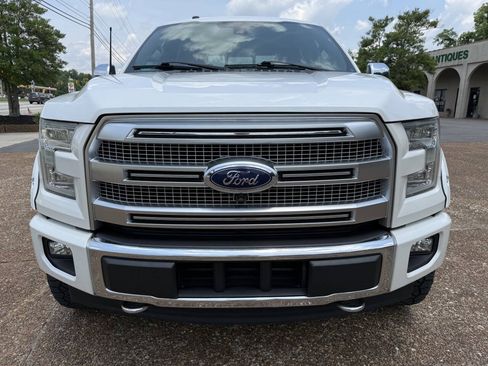 Used 2017 Ford F150 Platinum w/ Equipment Group 701A Luxury AWD/4WD image 2