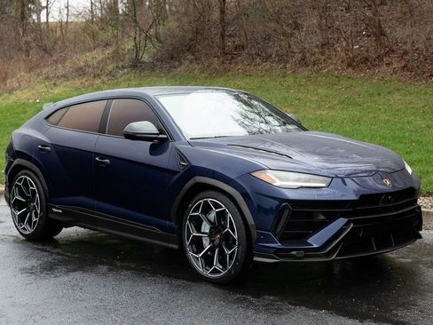 Used 2024 Lamborghini Urus Performante image 1