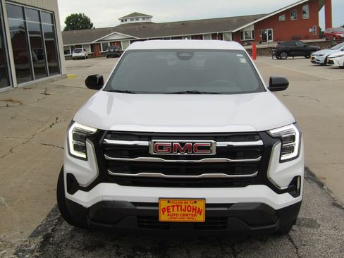 Used 2025 GMC Terrain Elevation AWD/4WD image 13