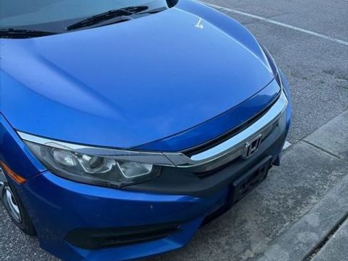 Used 2018 Honda Civic LX image 4