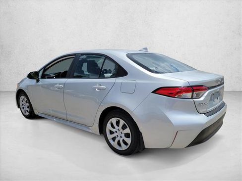 Used 2024 Toyota Corolla LE FWD image 7