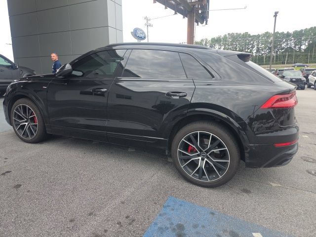 Used 2022 Audi Q8 Prestige AWD/4WD image 2